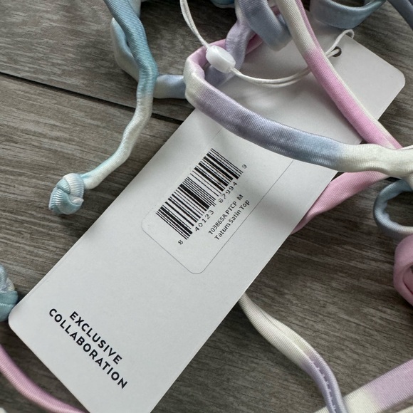 Frankie’s bikini x Alo bikini - Picture 2 of 4